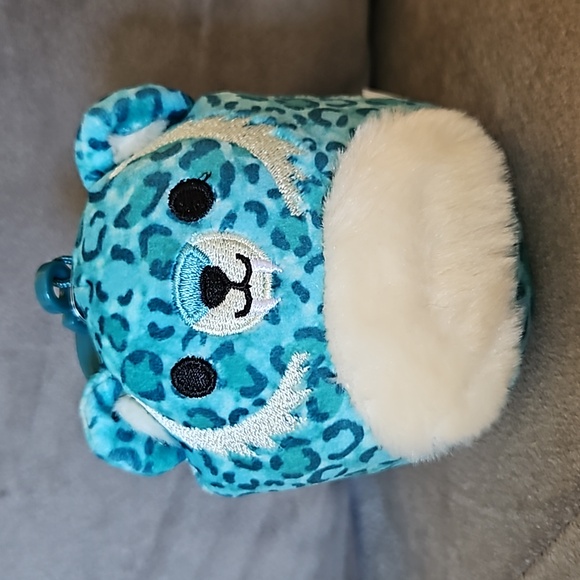 1/$6 or 2/$10 NWT Squishmallow Griffin Saber-Tooth Tiger Clip-On Keychain Plush - Picture 2 of 10